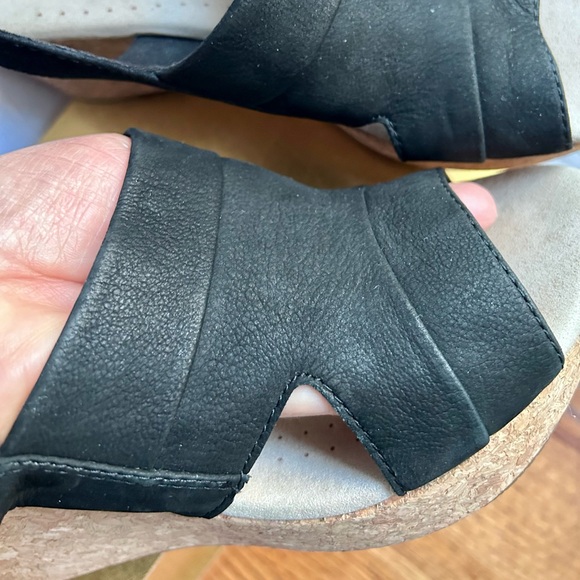 Clarks Annadel Ivory Cork Wedge 3" Platform Heel Black Leather Sandals - Picture 5 of 8